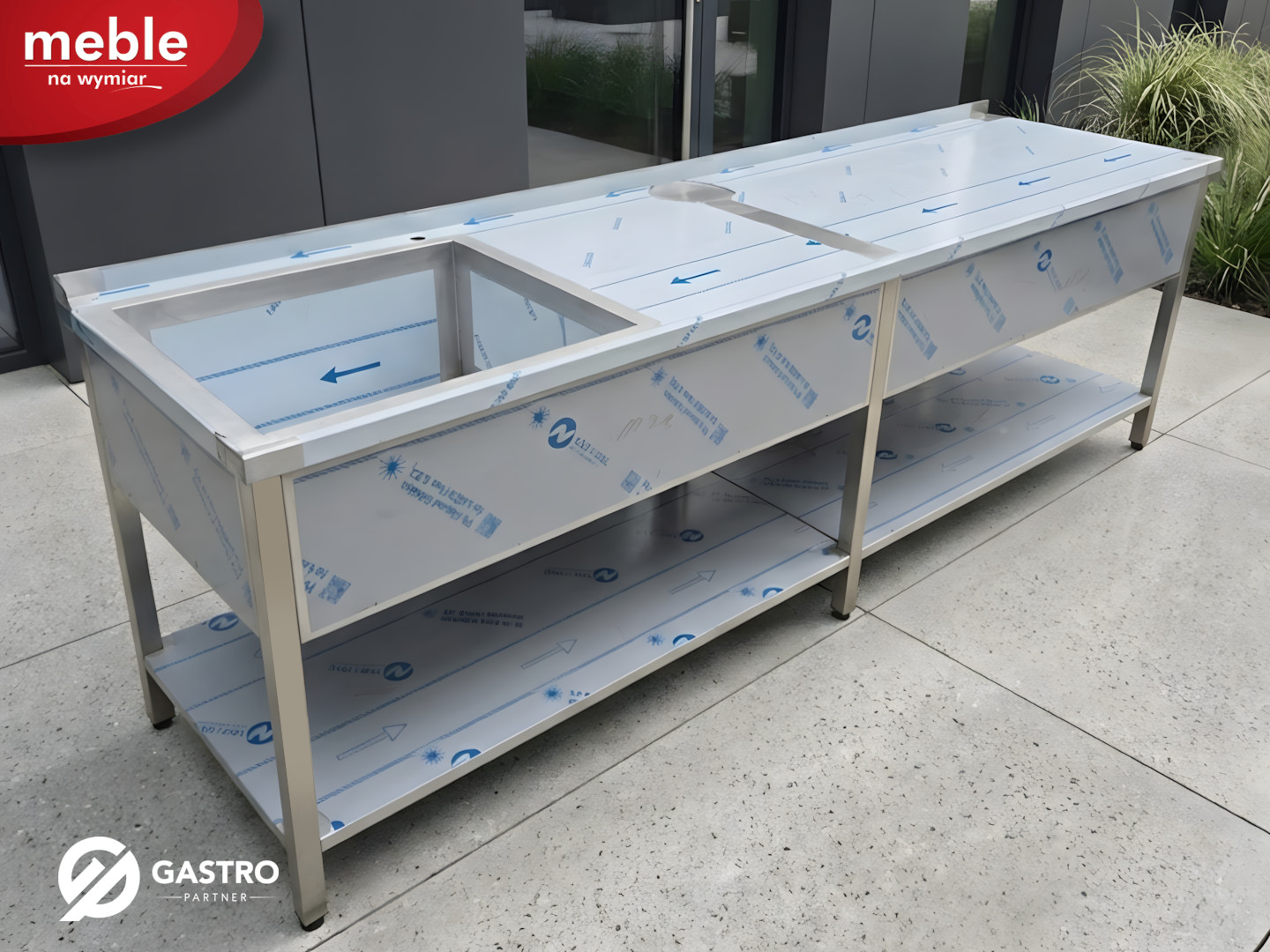 Stół z basenem gastronomicznym i półką wymiar 2600x700x850 mm