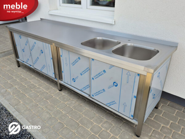 Zlew gastronomiczny dwukomorowy zabudowany szafką 2600x700x850 mm